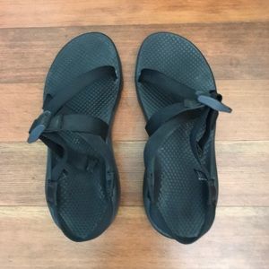 CHACO Women’s Black water sandals